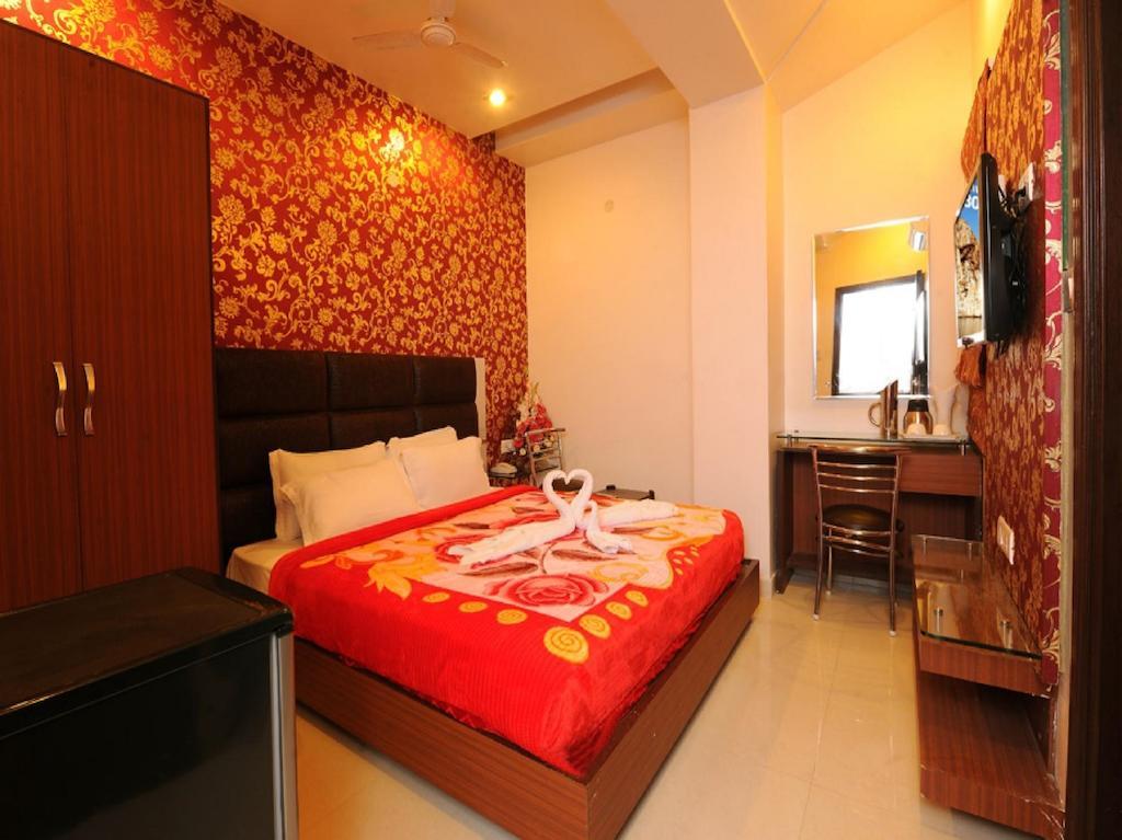 Hotel Pearl Inn & Suites Amritsar Habitación foto