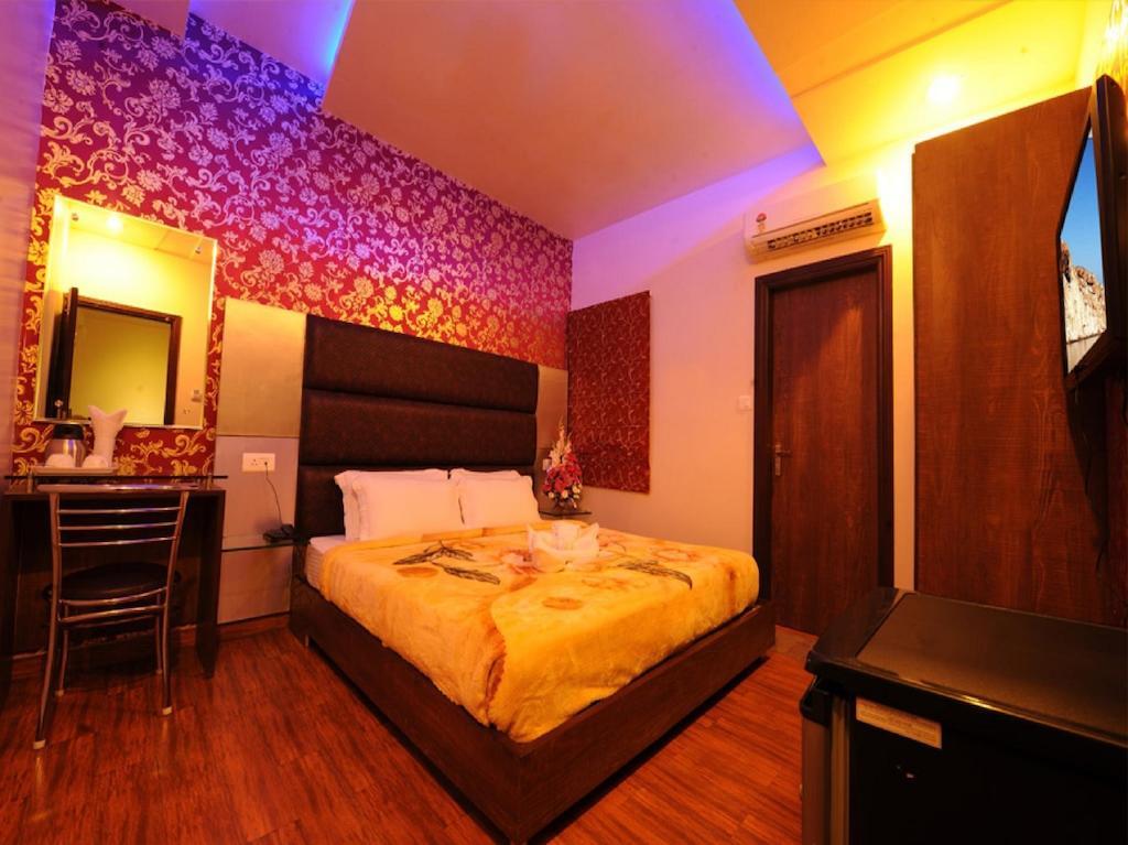 Hotel Pearl Inn & Suites Amritsar Habitación foto