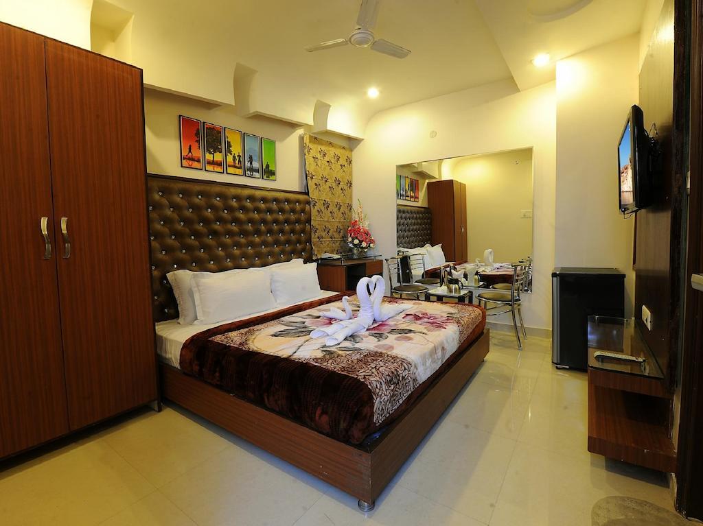 Hotel Pearl Inn & Suites Amritsar Habitación foto